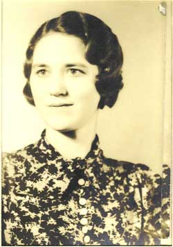 Myrtle Ledana Fields, wife of Glenn William Moorehouse