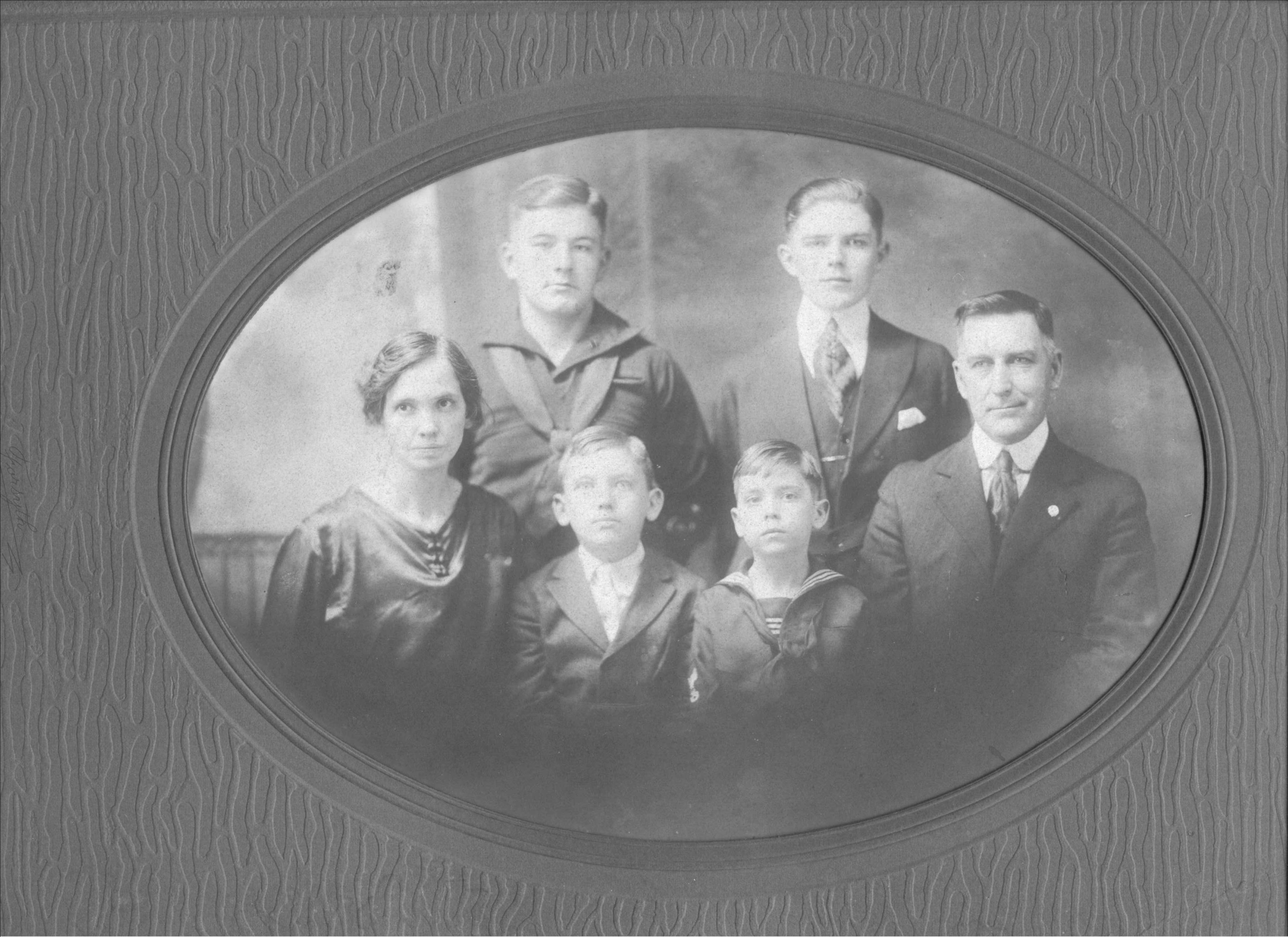 Arthur Eugene Hendrick
wife Bessie P Lockerbie