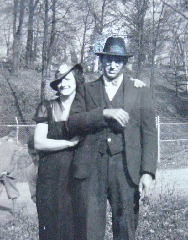 Walter Hotchkin and Wife Oletha Gaye Briggs