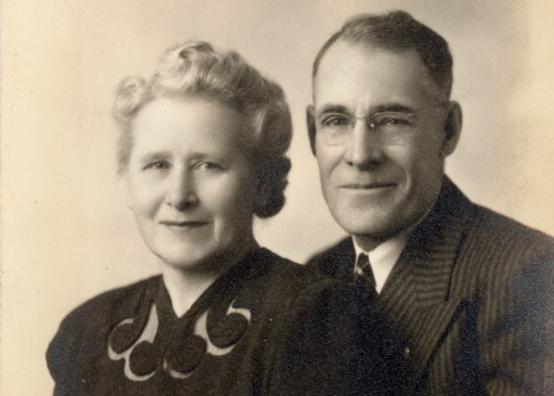 Ralph Wolliam Johnston Sr. 1886-1948
wife Hilda Christine Solie