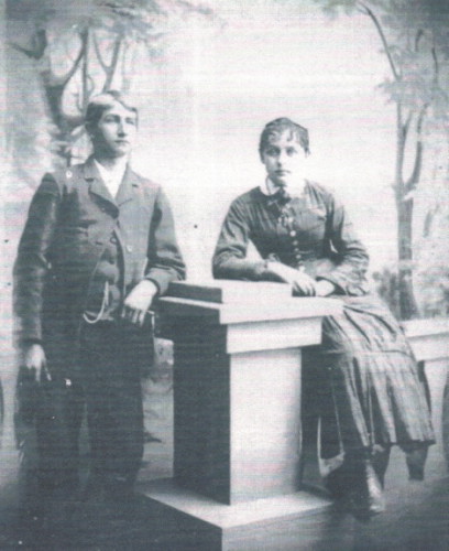 Suannah Simmons 1865-1952
husband William Freeman McNeal